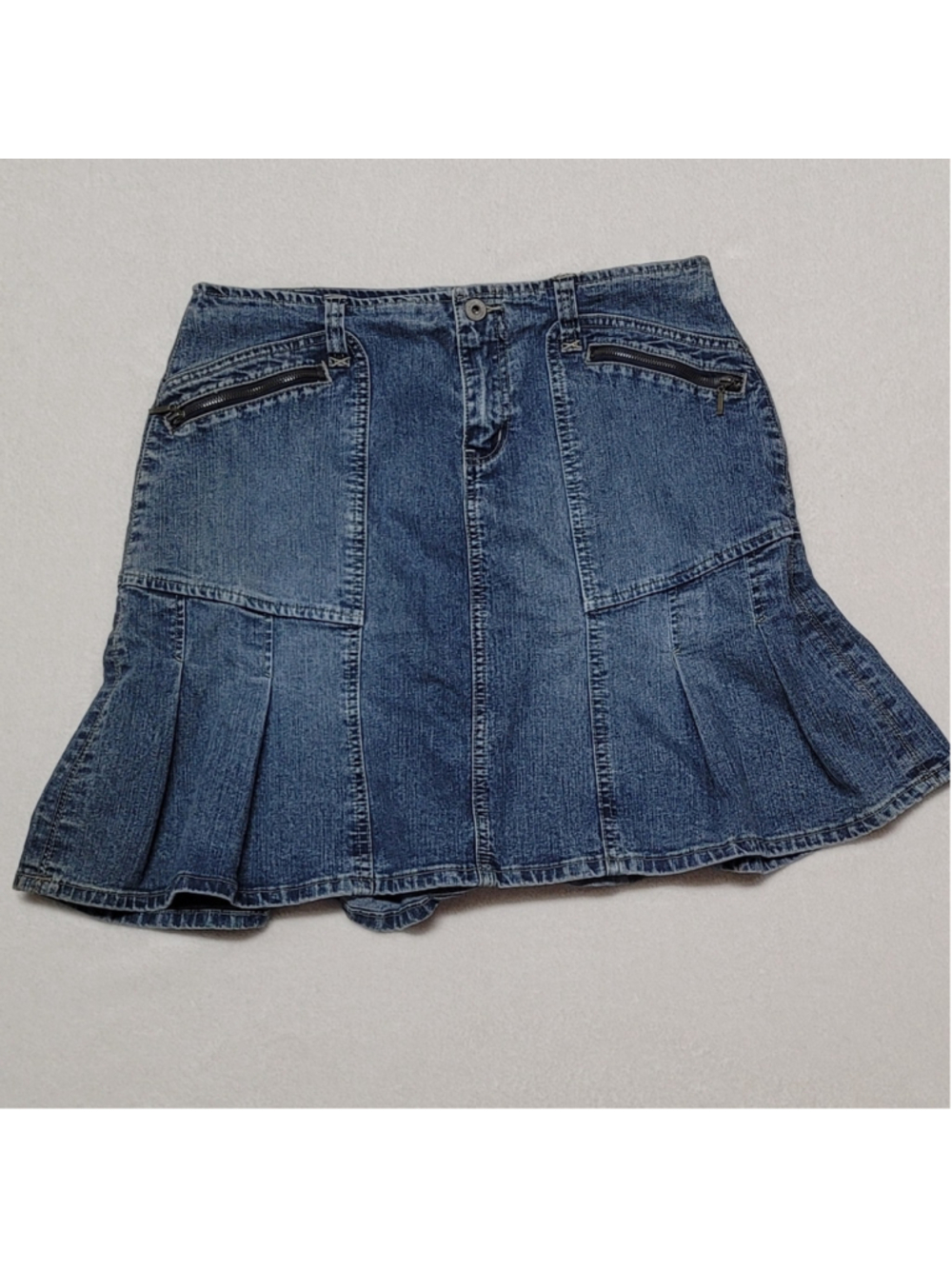 Vintage 90s Carolina Blues High Waist Stretchy Mid Wash Pleated Micro Mini Skirt - Picture 2 of 9